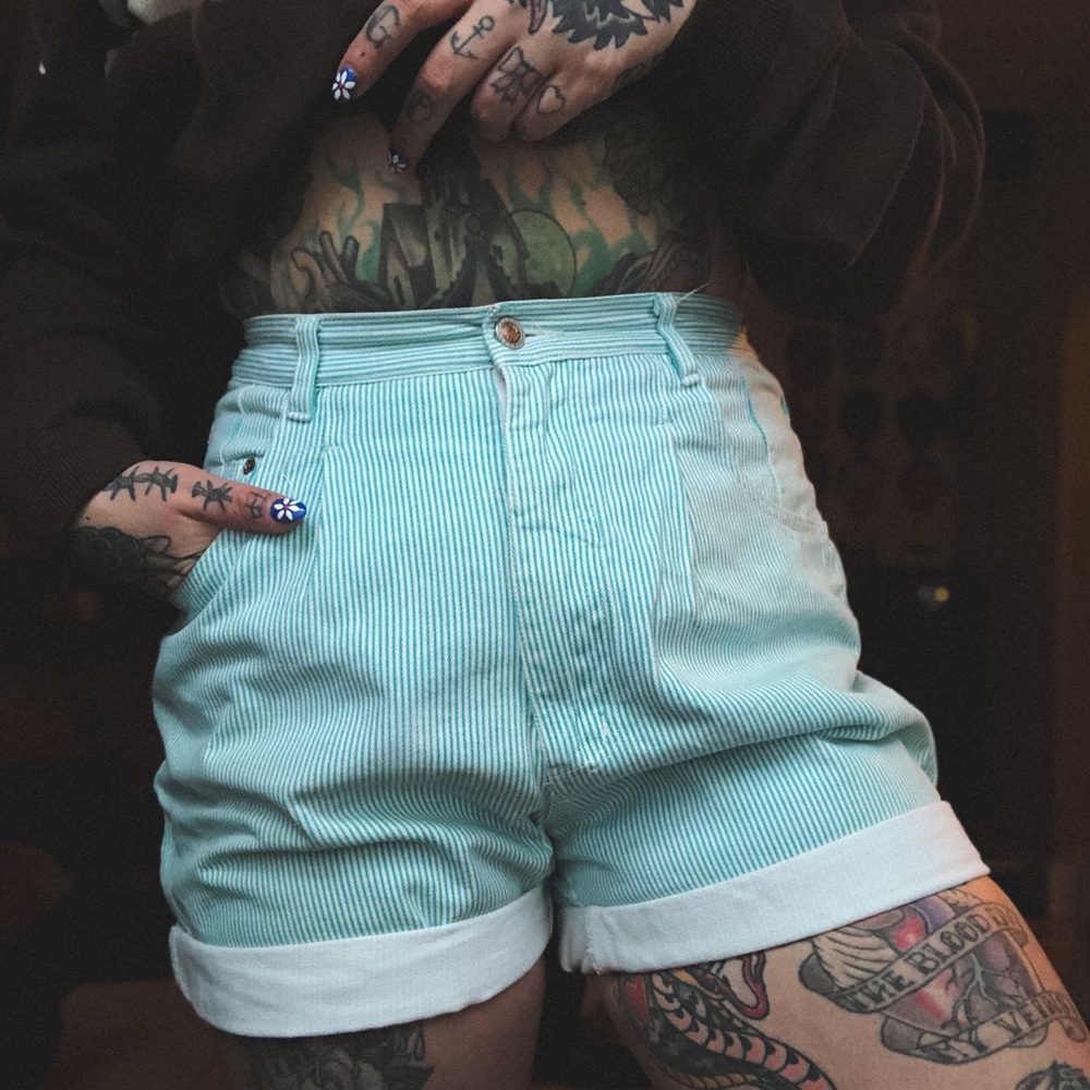 Vintage Gloria Vanderbilt Light Blue High Waist Women Shorts